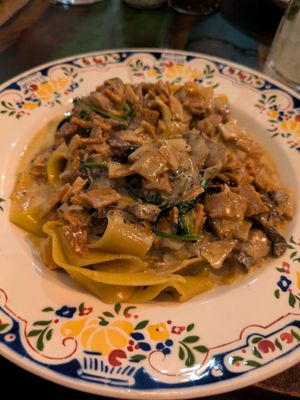 Facon mushroom pasta at Prosta Pasta Fresca in Krakow