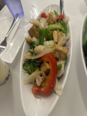Garlic tofu and veggies  at Joy Yee in Chicago
