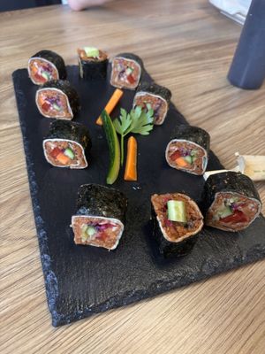 Cigköfte Sushi mit Noriblatt umhüllt   at Berlin Cigköfte in Dusseldorf