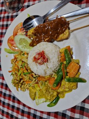 Nadine Campur at Warung Mekar in Karangasem