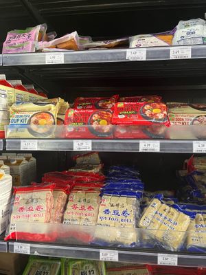 Tofu options at Enson Market in Gainesville