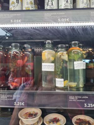 Water with fruits at PMI - Natoo in Mallorca