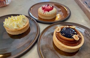 Vegan taartjes at Morris - Coffee & Crafts  in Ruddervoorde