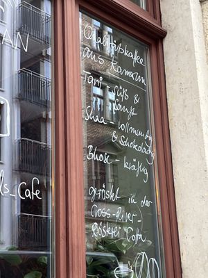 coffee beans you can choose fromm  at dhaliwhal's cafe in Dresden