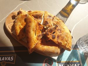Baked bread with olive oil at Restaurant Sacré in Nessebar