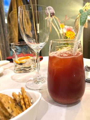 Hibiscus bloedappelsien limo at Eethuis Lamoen in Landegem