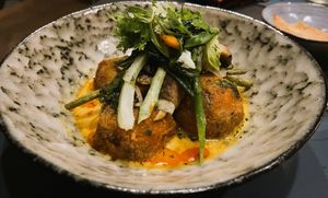 Pompoen linzen kroketten met gele curry at Eethuis Lamoen in Landegem