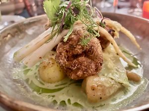 Gepofte prei-tofu / groene curry at Eethuis Lamoen in Landegem