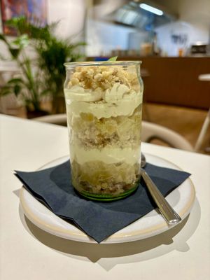 Apple Crumble ⭐️⭐️⭐️⭐️⭐️  at BEKIND. in Zagreb