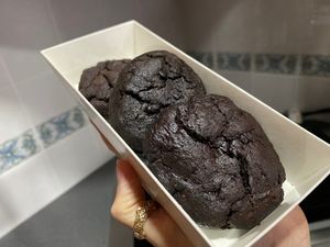 Chocolate cookies at The Raw Kitchen - The Ranee Boutique Suites Hotel in Kuching