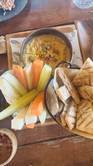 Smoked paprika humus   at AlFresco Coron in Coron