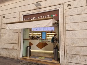 Entrance at The Gelatist - Via Torino  in Rome