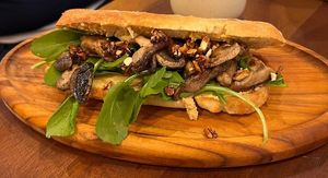  at Rhügá Café in Campinas