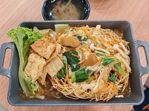 Crispy Noodles at Red Apple - 紅蘋果素食 Marsiling in North Singapore