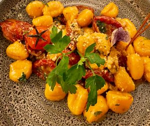 Vegane Gnocchis € 19.9 (Winter 2026) at Brasserie ZUR SIM in Trier