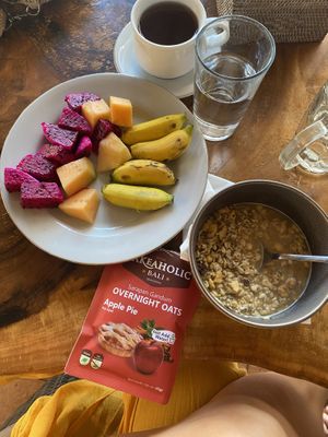 Breakfast-fresh fruit, tea and I bring my own oat porridge😁🙏🏻  at Mario Hotel and Cafe in 