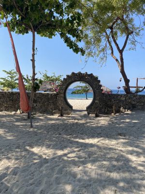 Just few meters to the ocean! 😁❤️😍  at Mario Hotel and Cafe in 