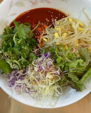 Jjolmyeon  at Dajeonghan Maeum Gimpab in Seoul