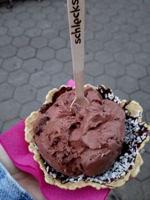 Vegan ice cream at Schlecks in Osnabruck