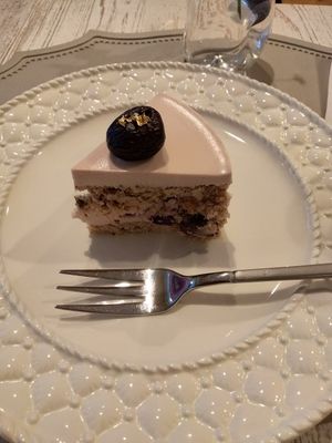  at Bardon Organic Cafe in Tokyo