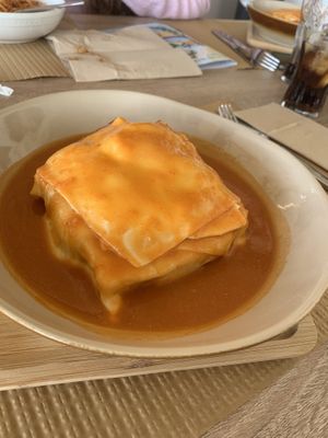 Vegetarian Francesinha  at Rïa Lounge Bar in Ovar