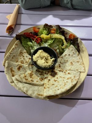 Naan with hummus  at Artha in Porec