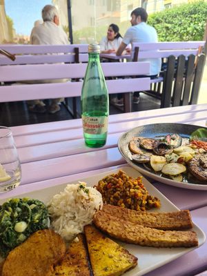 Tempeh, tofu, seitan & Fu Plate at Artha in Porec