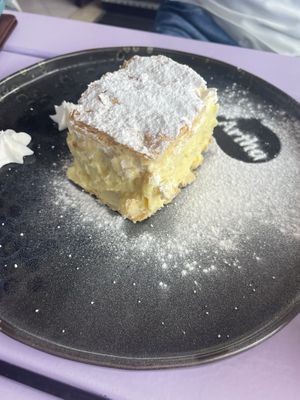 Nachspeise   at Artha in Porec