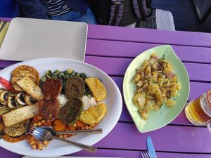 Extra Beilage Bratkartoffel at Artha in Porec