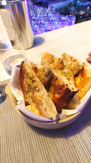 Focaccia all'aglio at Ca La Mora Italian Restaurant in Barao De Sao Joao