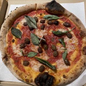   at HOT PLANTS in Prague