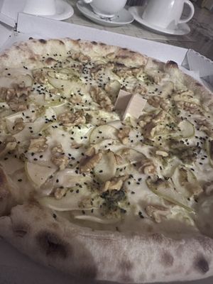 Pear passion pizza  at HOT PLANTS in Prague