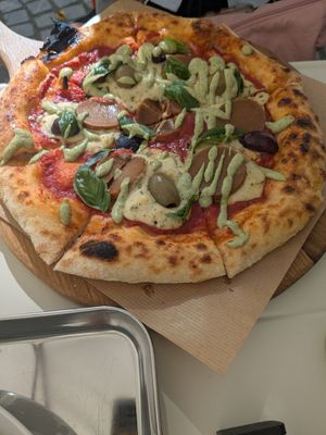 Pizza at Grashka Deli in Ljubljana