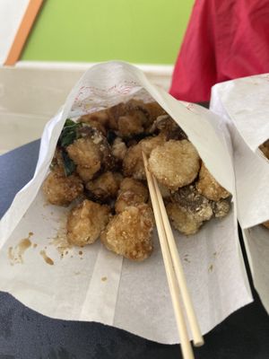 The fried oyster mushrooms   at Frite & Bulle - 福霸 in Montreal