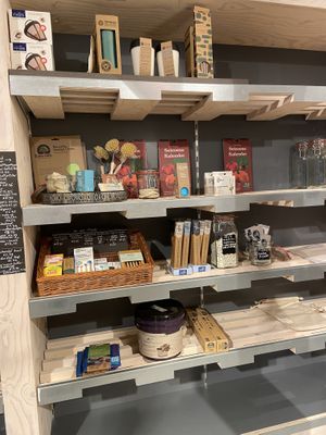 Care supplies  at Puur & Loos in Utrecht