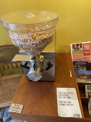 Peanutbutter to grind yourself!  at Puur & Loos in Utrecht