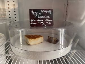Vega la vie cheeses  at Puur & Loos in Utrecht