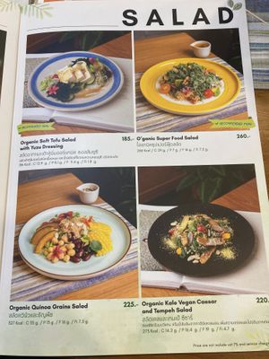 Salad at O'ganic Concept Ari in Bangkok