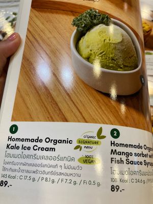 Icecream at O'ganic Concept Ari in Bangkok