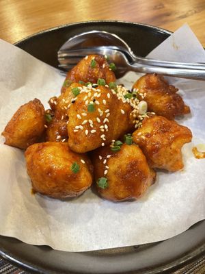 Cauliflower bites  at O'ganic Concept Ari in Bangkok