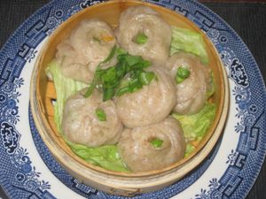 Vegan momos at Pod Norenami in Krakow