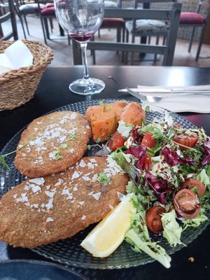 Milanesas de setas at Diverxa 53 in Talavera De La Reina