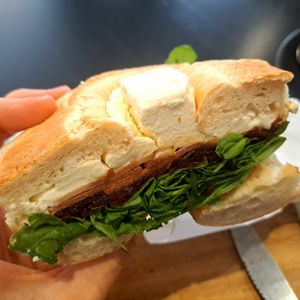 Cream cheese, bacon, rocket and onion chutney (all vegan) at Kettle Black in Paisley