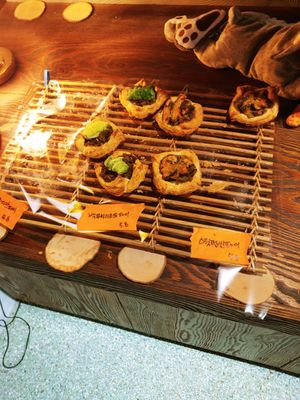 Mini pies at The Rabbit - 더래빗  in Seoul