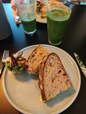 Kein-Bacon-Cheese-Sandwich at vorveg in Hannover