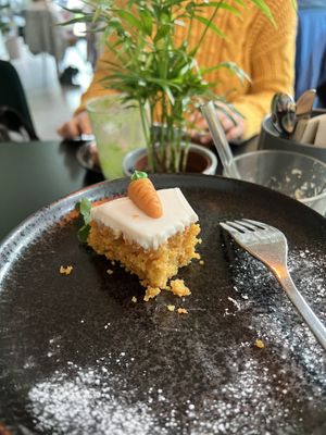 carrot cake  at vorveg in Hannover