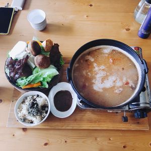 Spicy hot pot, photo by Icho at Gu Li Zi Ran Feng Wei in Tainan