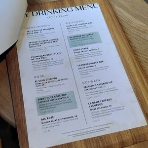 Wine card at DUUO in Munich