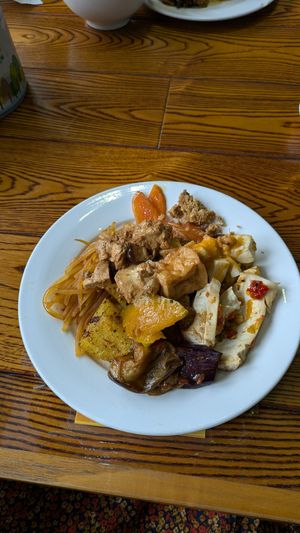 Random dishes :) at Tian Fu Lou in Guilin