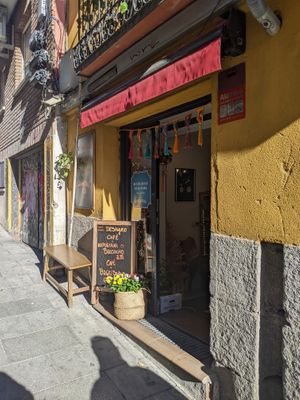 outside at El Obrador de la Paka in Madrid